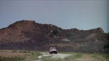 Задник до фильму"Hell Comes to Frogtown" #446626