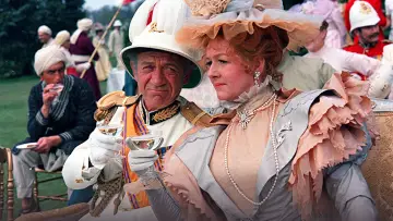 Задник до фильму"Carry On Up the Khyber" #470394