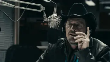 Задник до фильму"Pontypool" #408049