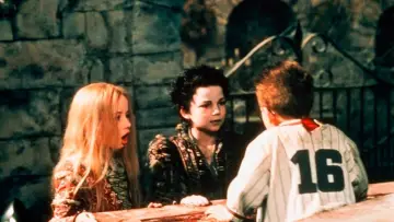 Задник до фильму"The Little Vampire" #263086