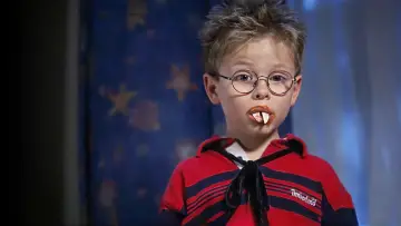 Задник до фильму"The Little Vampire" #995051