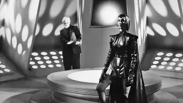 Задник до фільму "Devil Girl from Mars" #1147002