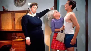 Задник до фильму"Carry On Matron" #389799