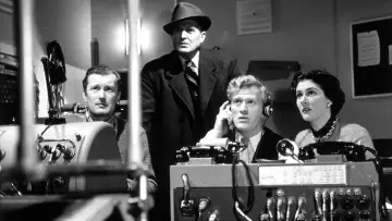 Задник до фильму"The Quatermass Xperiment" #413952
