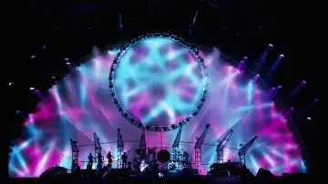 Задник до фильму"Pink Floyd: Pulse" #376966