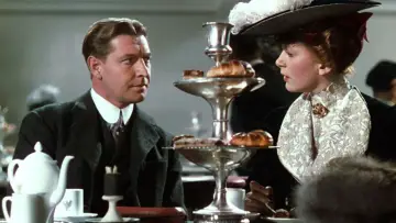 Задник до фильму"The Life and Death of Colonel Blimp" #397195