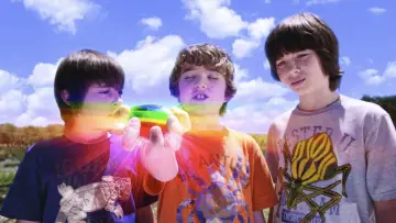 Задник до фильму"Shorts" #733040