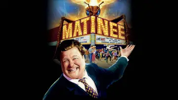 Задник до фильму"Matinee" #1033737