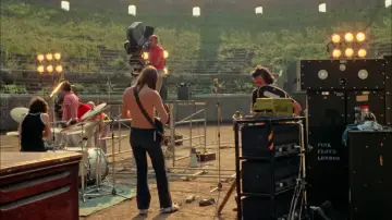 Задник до фильму"Pink Floyd: Наживо в Помпеях" #977981