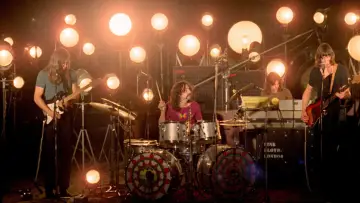 Задник до фильму"Pink Floyd: Наживо в Помпеях" #977998