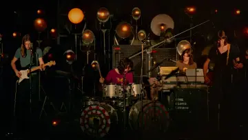 Задник до фильму"Pink Floyd: Наживо в Помпеях" #978002