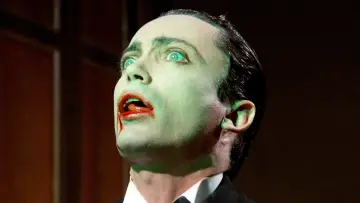 Задник до фильму"Blood for Dracula" #1049894