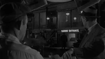 Задник до фильму"Pickup on South Street" #1168907