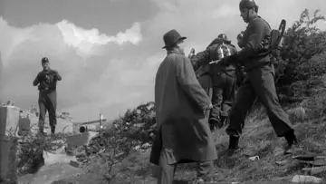 Задник до фильму"Quatermass 2" #460744