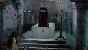 Задник до фільму "The Legend of the 7 Golden Vampires" #408210