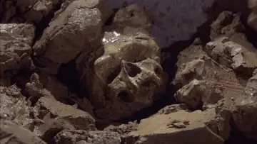 Задник до фільму "Quatermass and the Pit" #1873372