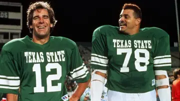 Задник до фильму"Necessary Roughness" #396099