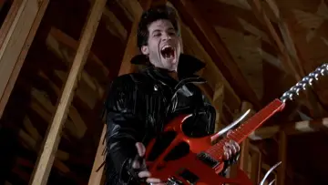 Задник до фильму"Slumber Party Massacre II" #386787