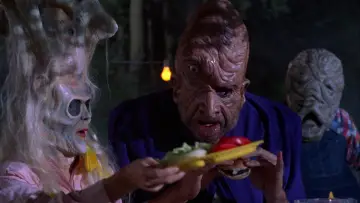 Задник до фильму"Basket Case 2" #478847