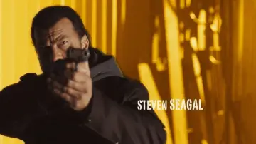 Задник до фильму"A Dangerous Man" #418283