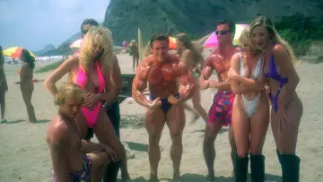Задник до фильму"Beach Babes from Beyond" #947068