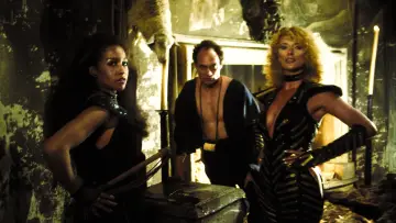 Задник до фильму"Howling II: Stirba - Werewolf Bitch" #482393