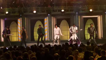 Задник до фильму"Michael Jackson: 30th Anniversary Celebration" #399716