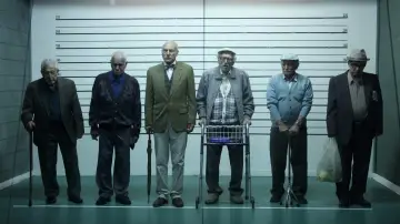 Задник до фільму "Полювання на слонів" #425199