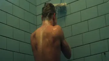 Задник до фильму"Starred Up" #971227
