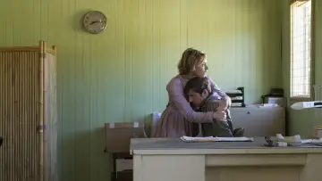 Задник до фильму"Таїнство" #392605