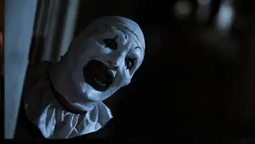 Задник до фильму"All Hallows