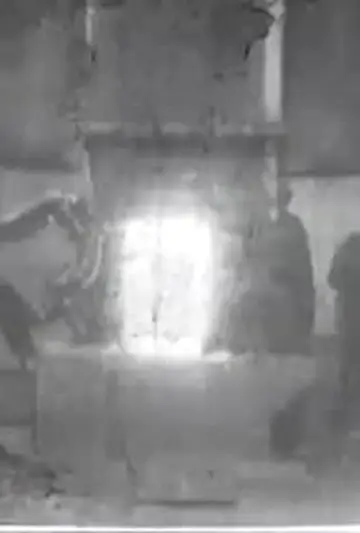 Steam Hammer постер