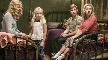 Задник до фильму"Flowers in the Attic" #930453