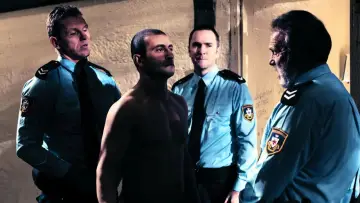 Задник до фильму"Convict" #1194731