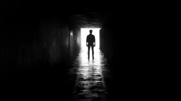 Задник до фильму"A Girl Walks Home Alone at Night" #994595