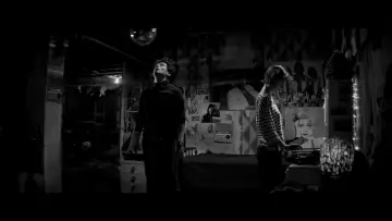 Задник до фильму"A Girl Walks Home Alone at Night" #994601