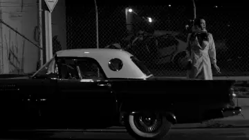 Задник до фильму"A Girl Walks Home Alone at Night" #994603