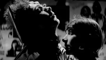 Задник до фильму"A Girl Walks Home Alone at Night" #994605
