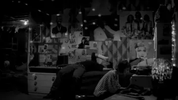 Задник до фильму"A Girl Walks Home Alone at Night" #994608