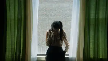 Задник до фильму"She