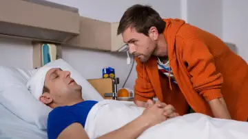 Задник до фильму"Coming Out" #1146585