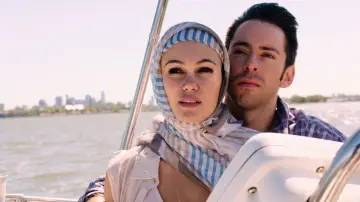 Задник до фильму"Amira & Sam" #492492