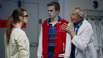 Задник до фільму "The Coed and the Zombie Stoner" #1867279