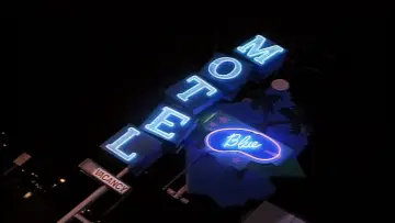 Задник до фильму"Motel Blue" #668749