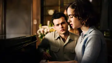 Задник до фильму"Правила не застосовуються" #326881