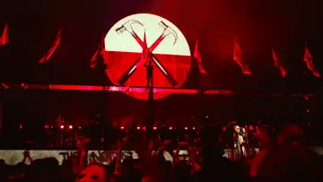 Задник до фільму "Roger Waters: The Wall" #456708