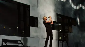 Задник до фільму "Roger Waters: The Wall" #456712