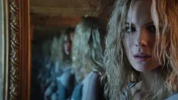 Задник до фильму"The Disappointments Room" #423203