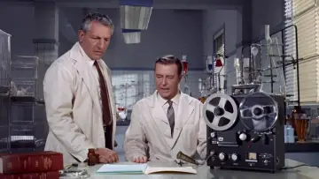 Задник до фильму"X: The Man with the X-Ray Eyes" #439442