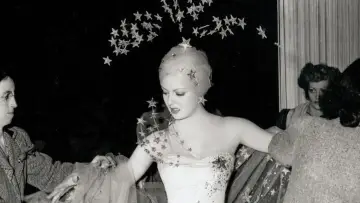 Задник до фильму"Ziegfeld Girl" #1136510